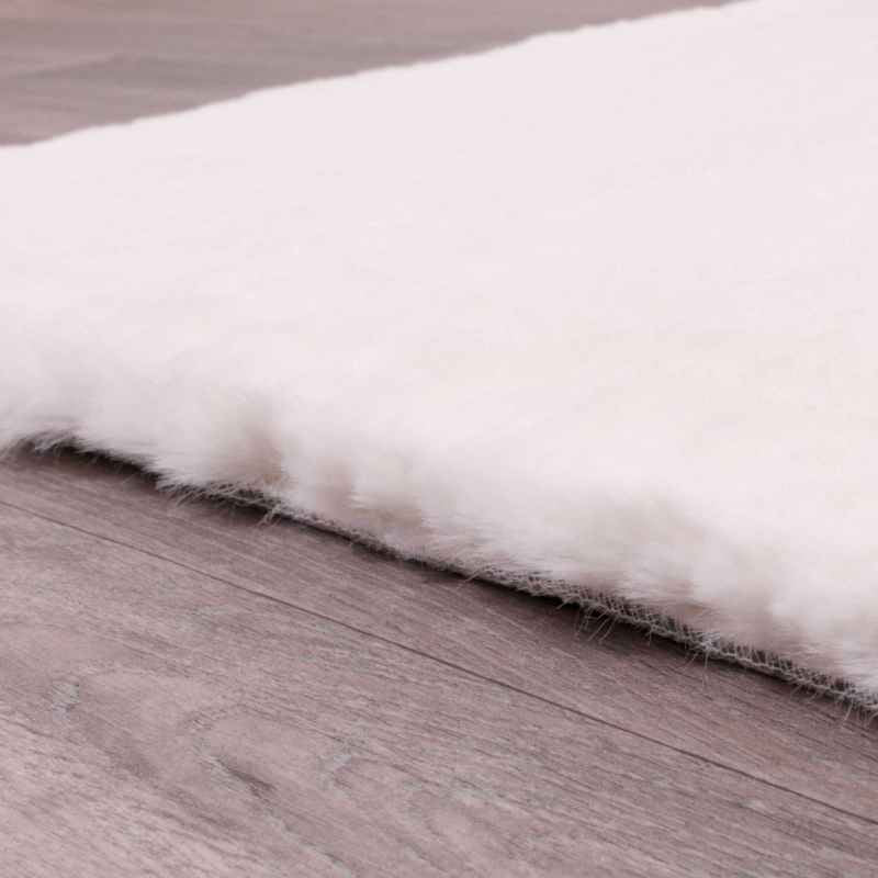 Luxe Faux Fur Modern Plain Rug in Ivory White