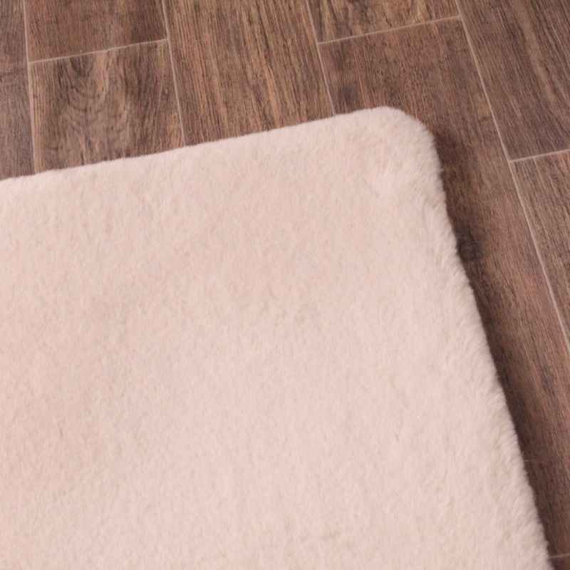 Luxe Faux Fur Modern Plain Rug in Natural Beige
