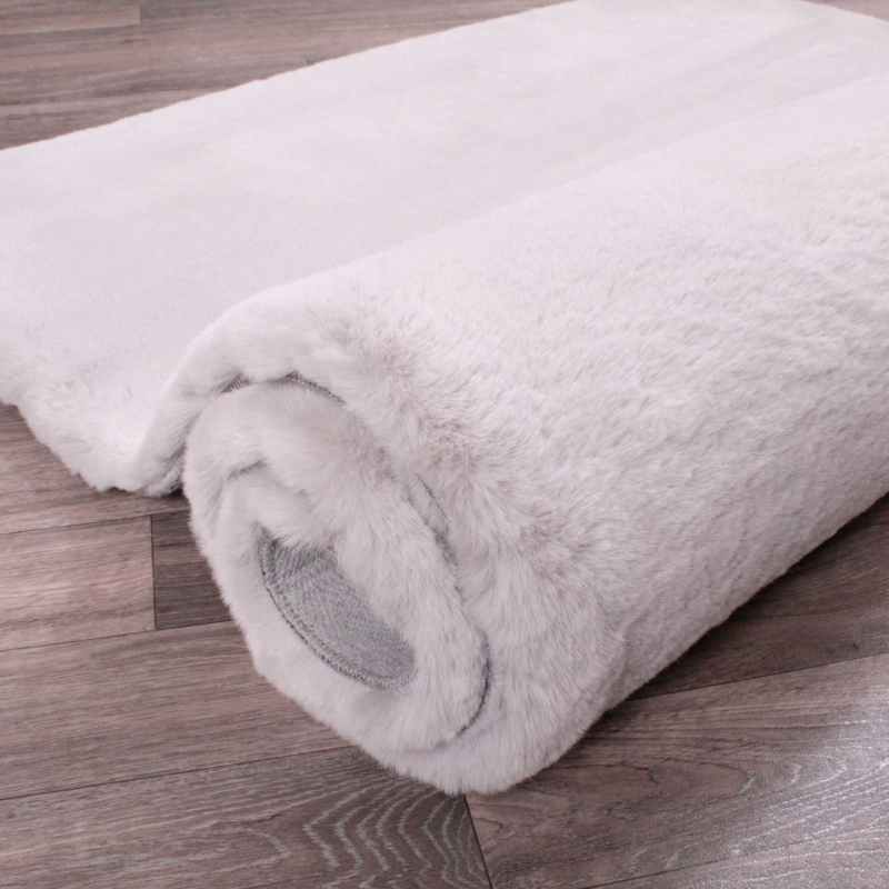 Luxe Faux Fur Modern Plain Rug in Silver Grey