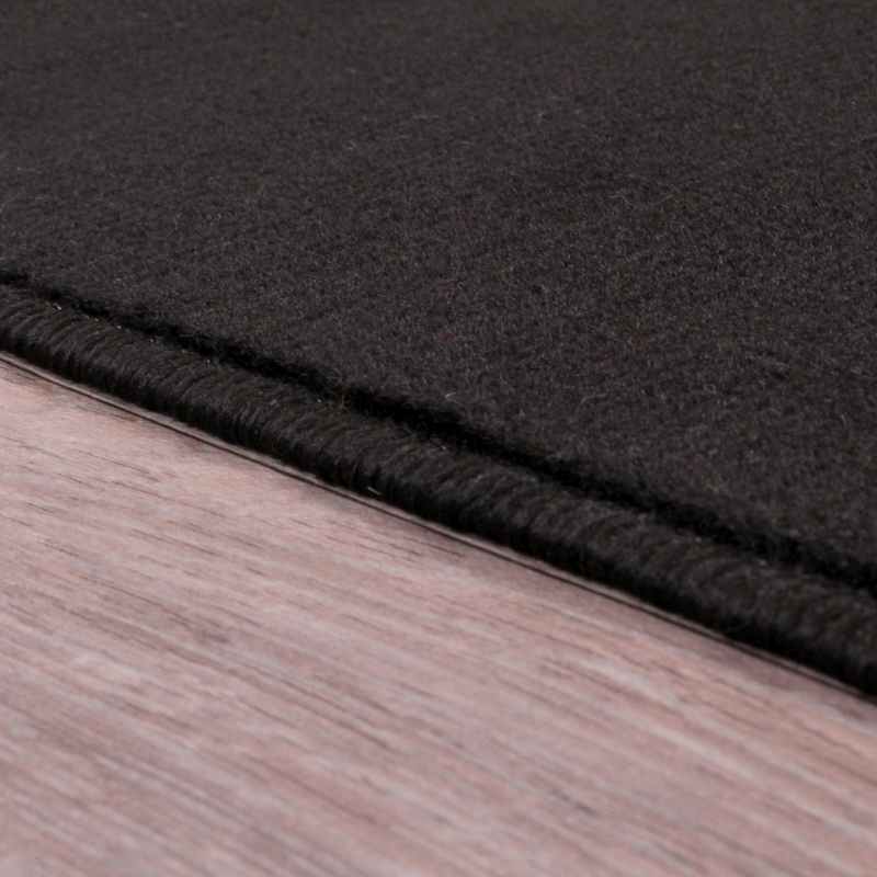 Moda Plain Rugs in Black by Rugstyle