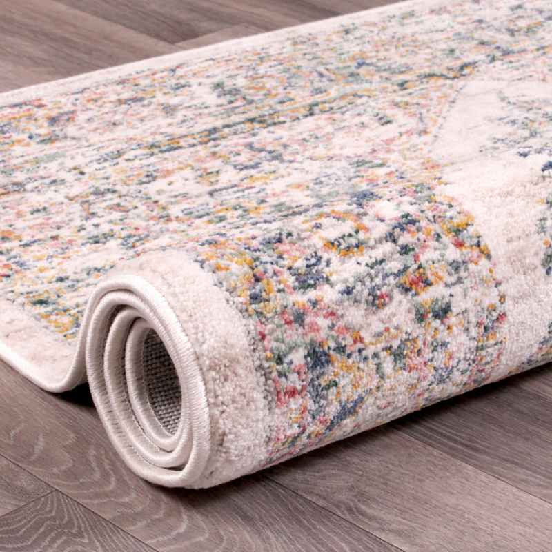 Nova 9207 Traditional Rugs in Cream White
