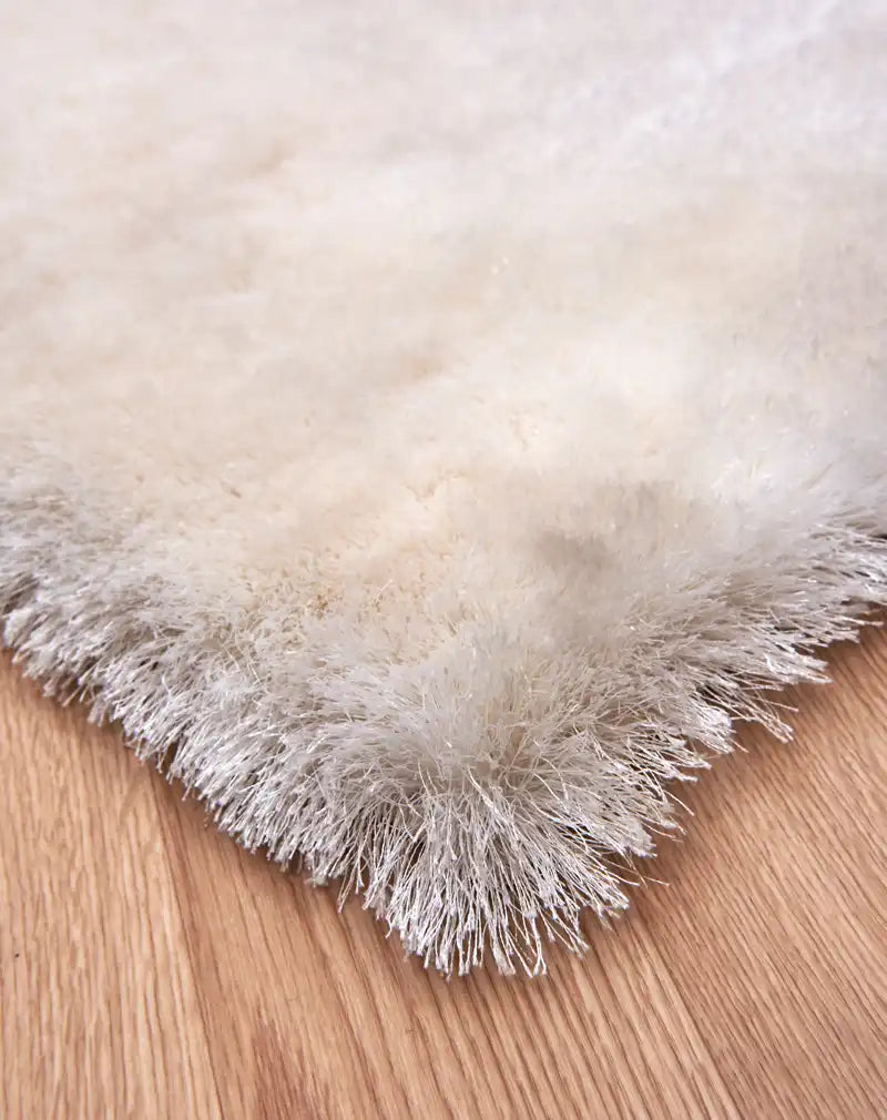 Asiatic whisper ivory Ivory Living Room Shaggy Rug.