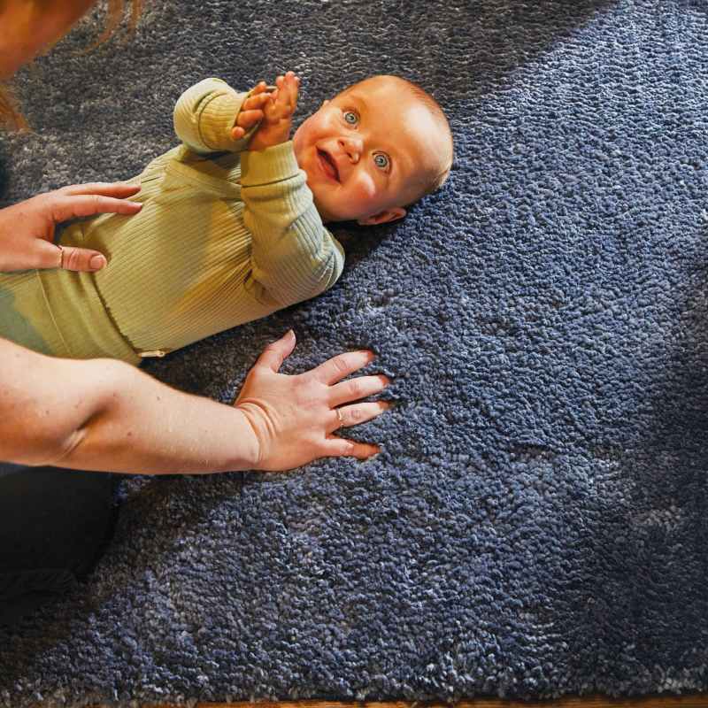 Luxe Tapi Premium Washable Rug in Smoke Blue