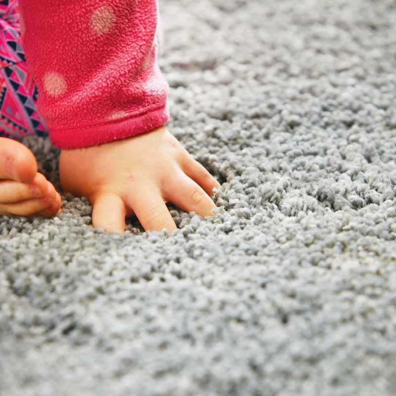 Luxe Tapi Premium Washable Runner Rug in Silver Grey