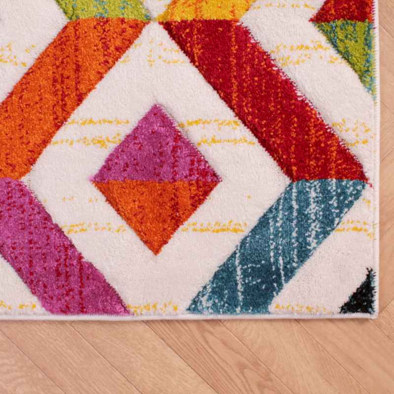Spectra Sarasota Carved Geometric Modern Runner Rugs in Multi