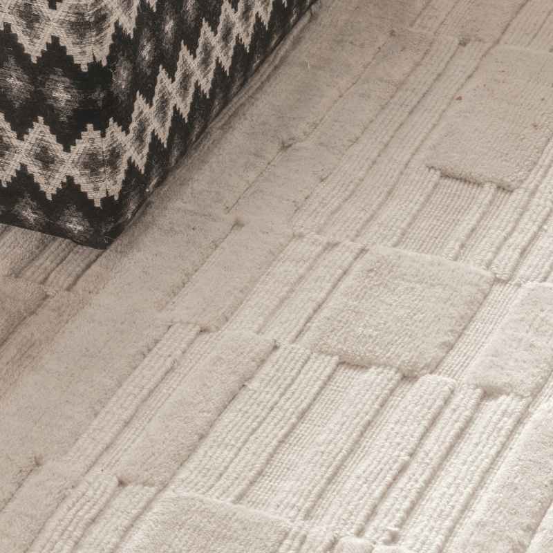 Shanti Designer Wool rugs by William Yeoward in Cloud Grey