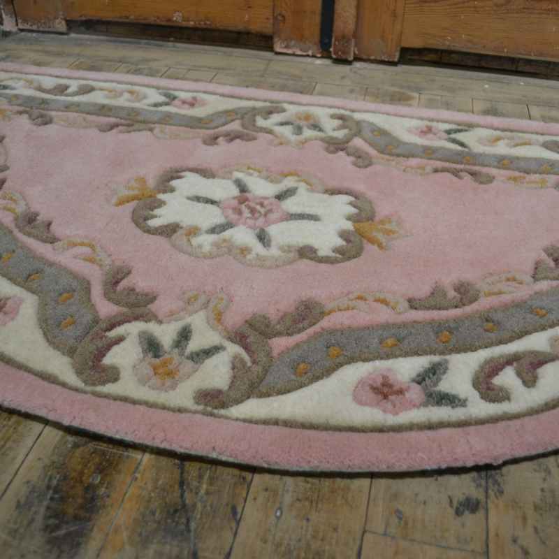 Shensi Traditional Half Moon Rugs in Rose Pink