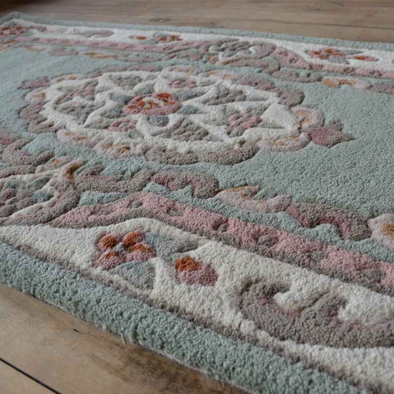 Shensi Traditional Wool Runner in Green