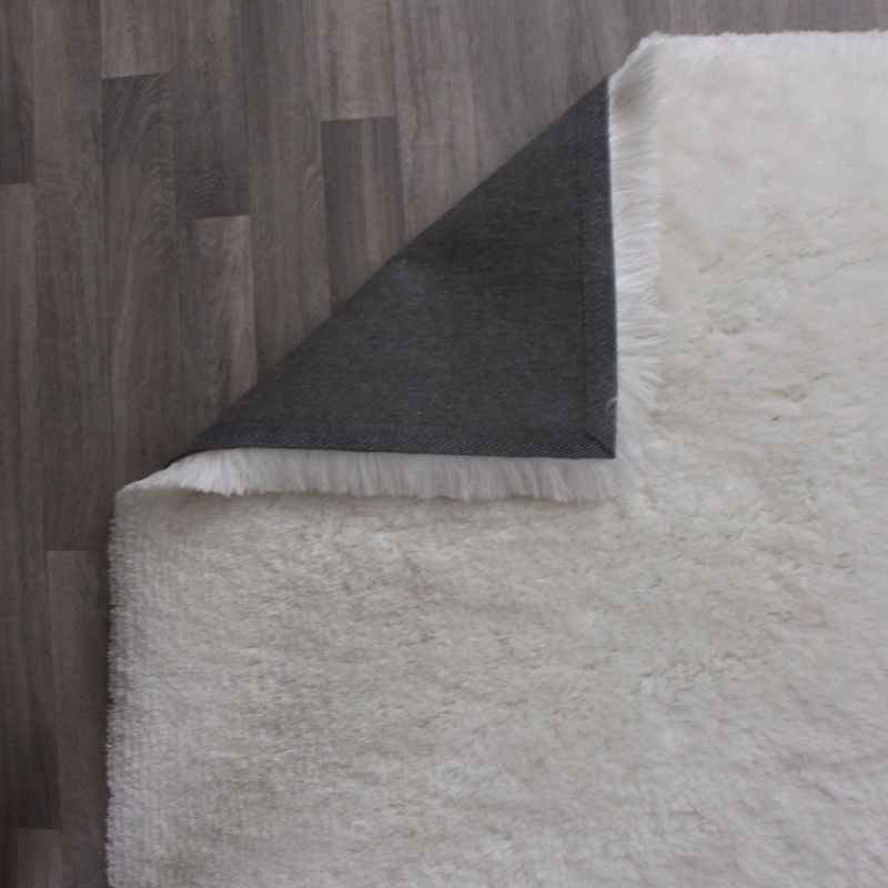 Flossy Plain Shaggy Rugs in White