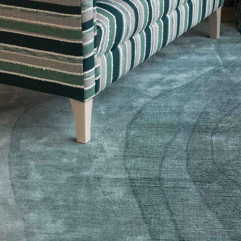 Varuna Designer Wool rugs by William Yeoward in Lagoon Blue