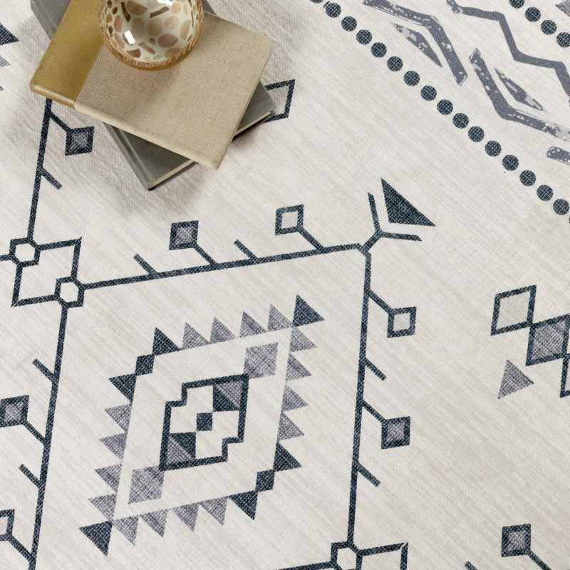 Origins Washable Nomad Aztec Geometric Runner Rug in Grey