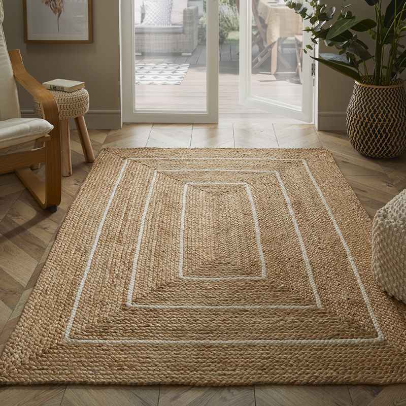 Natural Border Prestbury Hand Braided Jute Rug in Natural