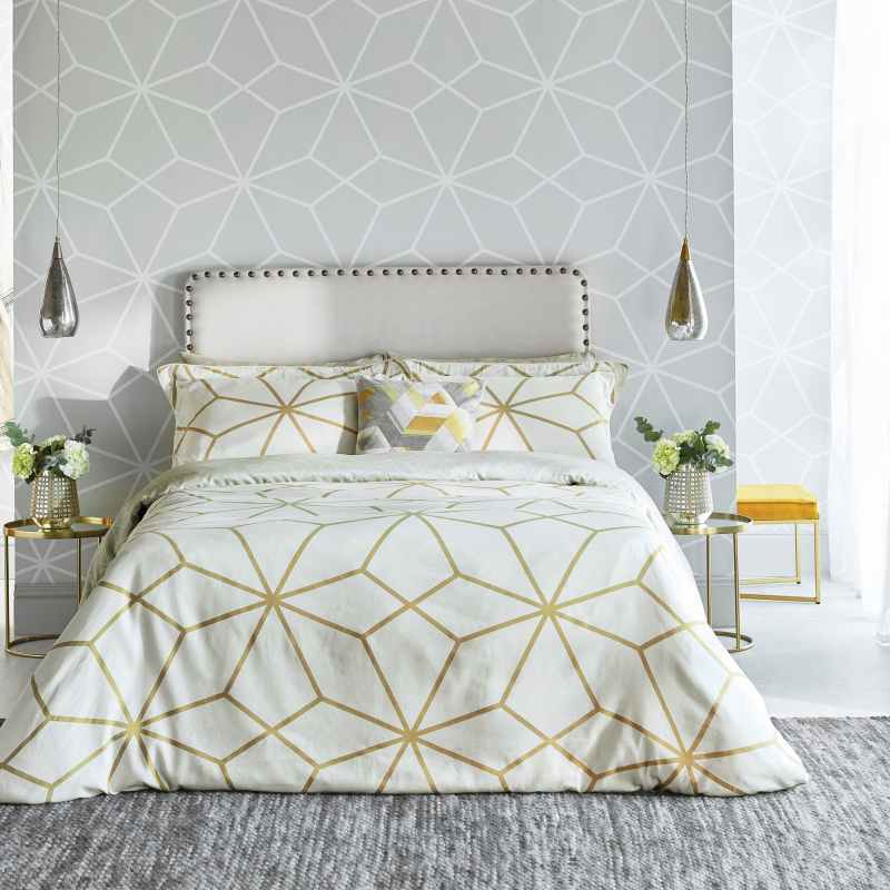 Harlequin Bedding