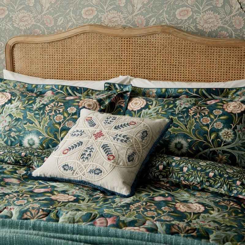 Morris & Co Throws