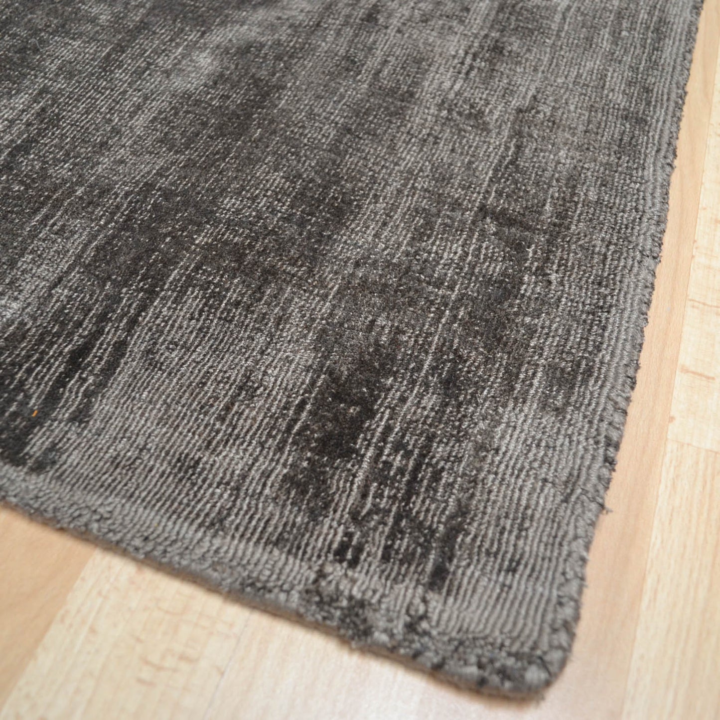 Blade Plain Modern Vintage Distressed Rugs in Chocolate Brown
