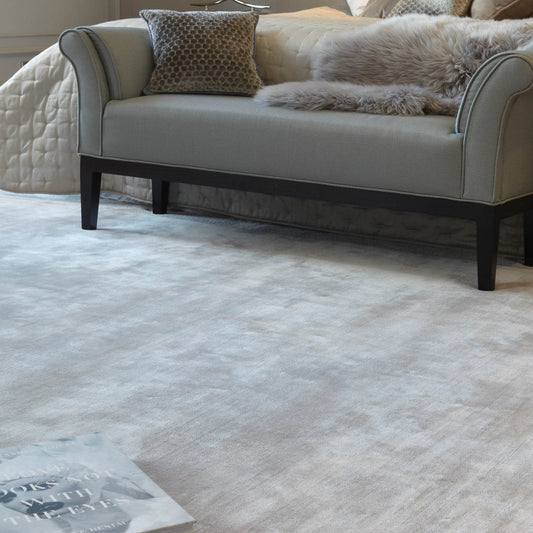 Katherine Carnaby Plain Chrome Designer Rug in Pearl