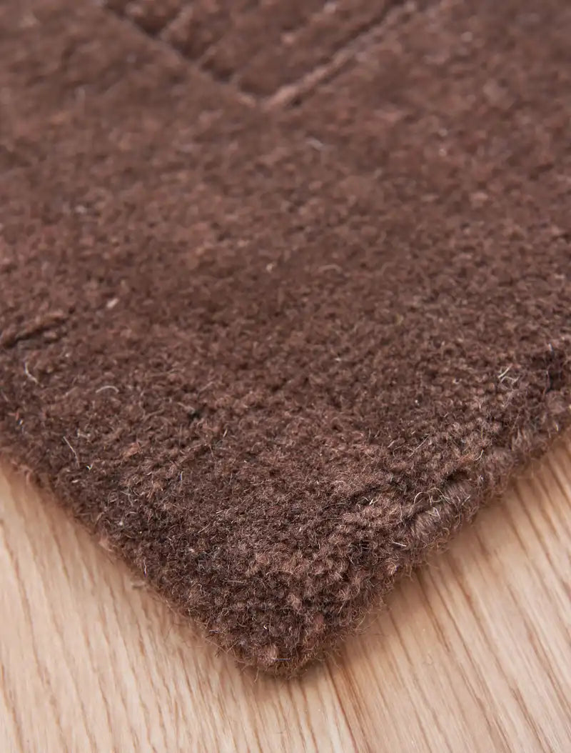 Asiatic york york chocolate Brown Living Room Wool Rug.
