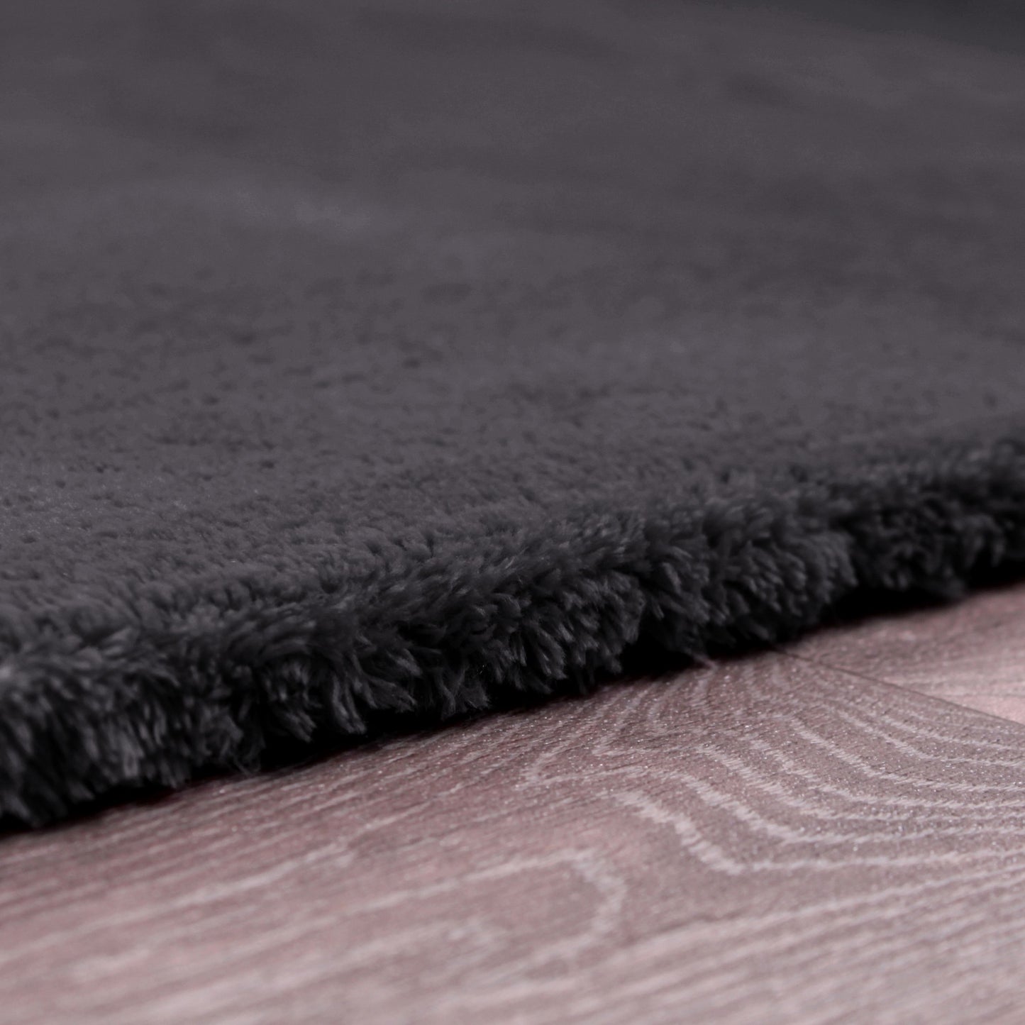 Lulu Shaggy Rugs in Charcoal