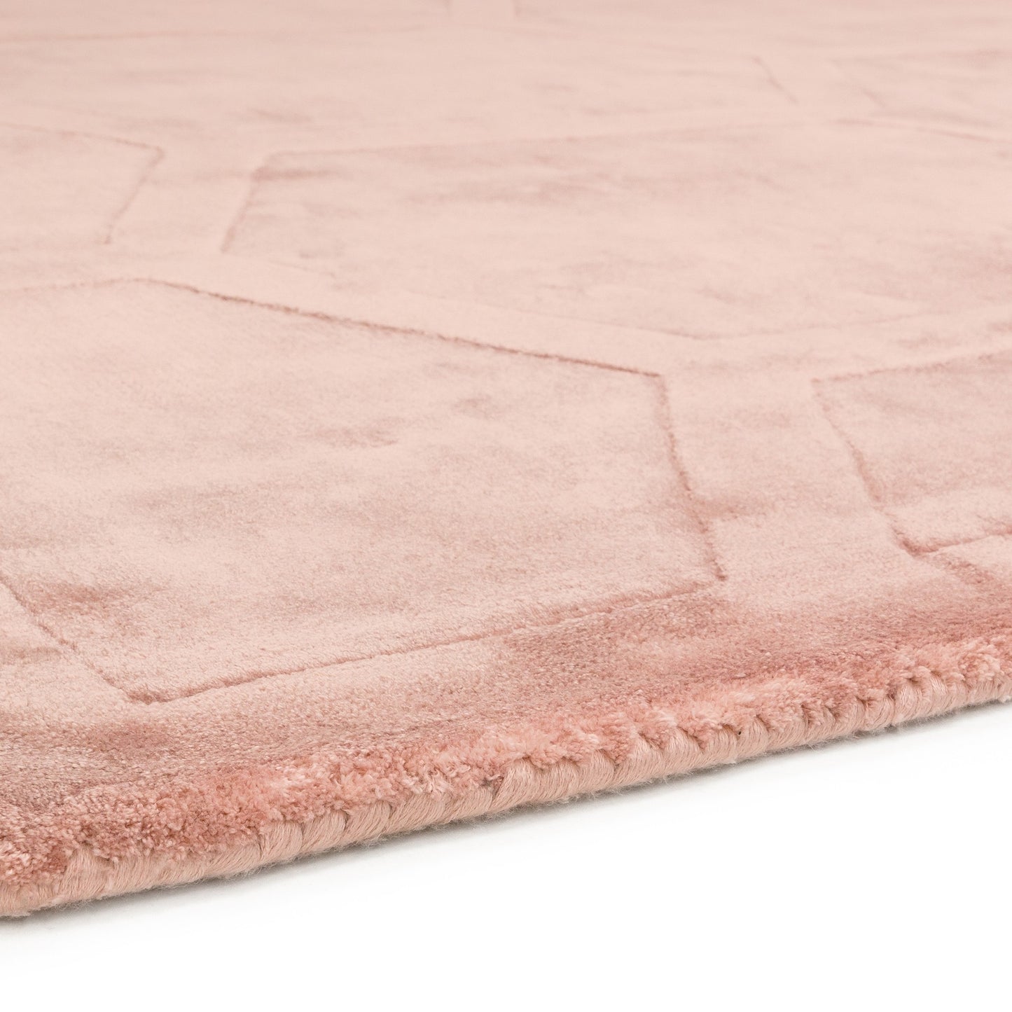 Modern Plain Kingsley Rug with Carved Design in Pink