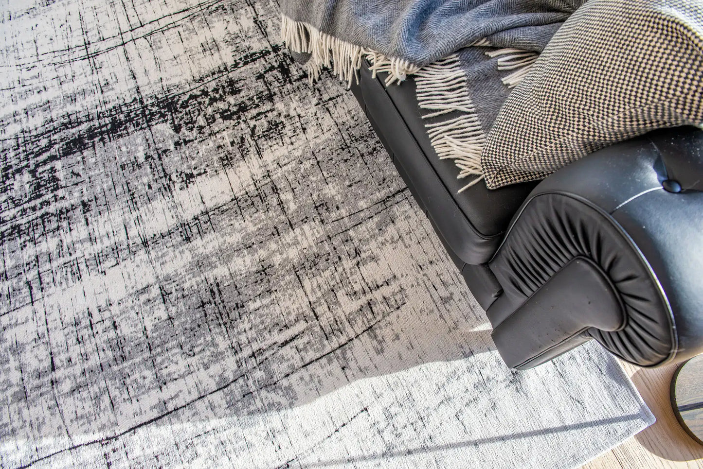 Mad Men 8926 Black and White Washable  RS