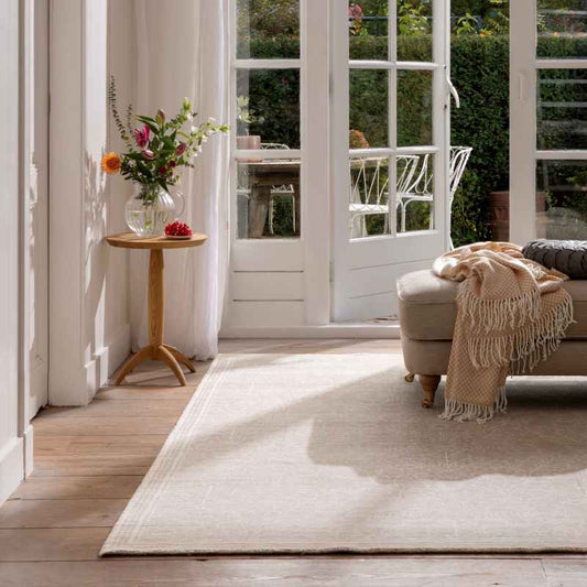 Silchester Damask 081101 Rug by Laura Ashley in Dove Grey