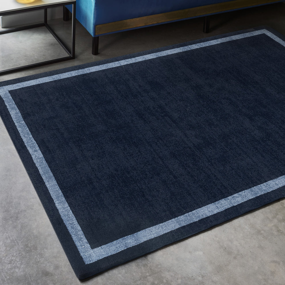 Albi Border Plain Classic Wool Rugs in Navy Blue – The Rug Seller