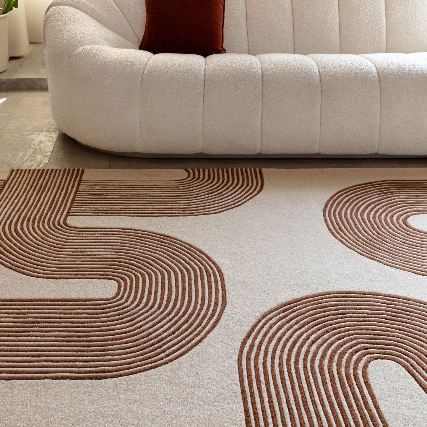 Matrix Arches MAX85 Wool Abstract Rugs in Amber Orange