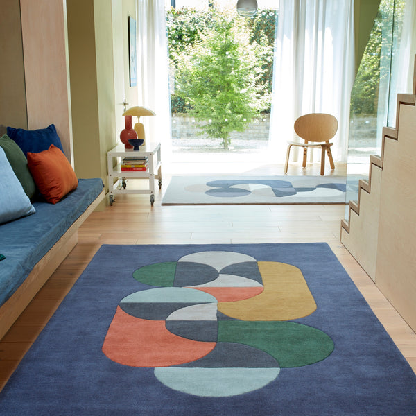 Matrix Statement MAX91 Wool Geometric Rugs in Navy Blue – The Rug Seller