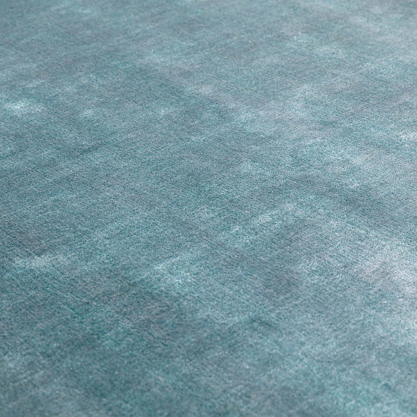 Gleam Modern Plain High Shine Rugs in Teal Blue