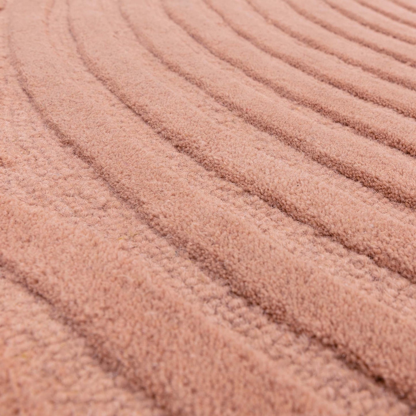Hague Carved Modern Geometric Wool Rug in Blush Pink