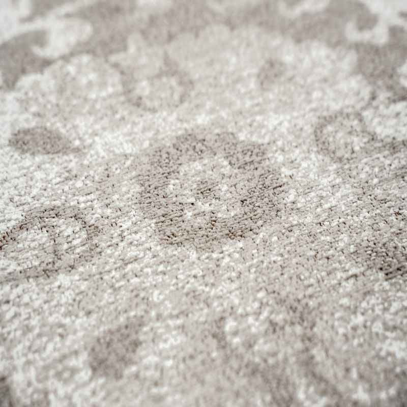 Louis De Poortere Antiquarian Suzani Rugs 9846 in Boree