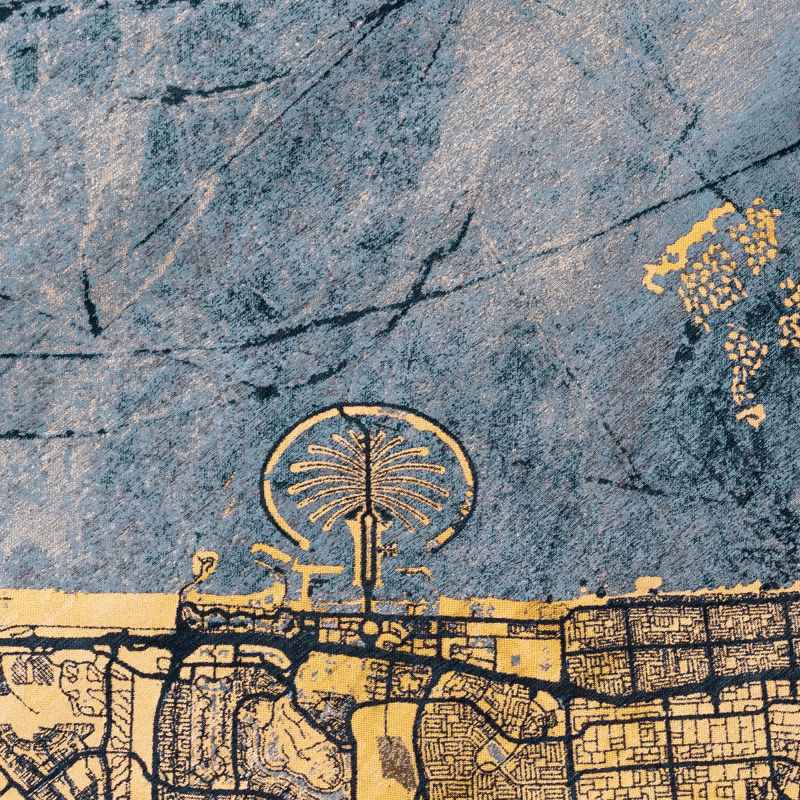 Louis De Poortere Cities Dubai Round Rugs in 9698 Gold Sea