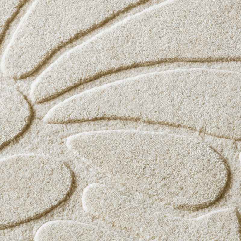 Coleby Petals Wool Rugs 078809 by Laura Ashley in Ivory Cream