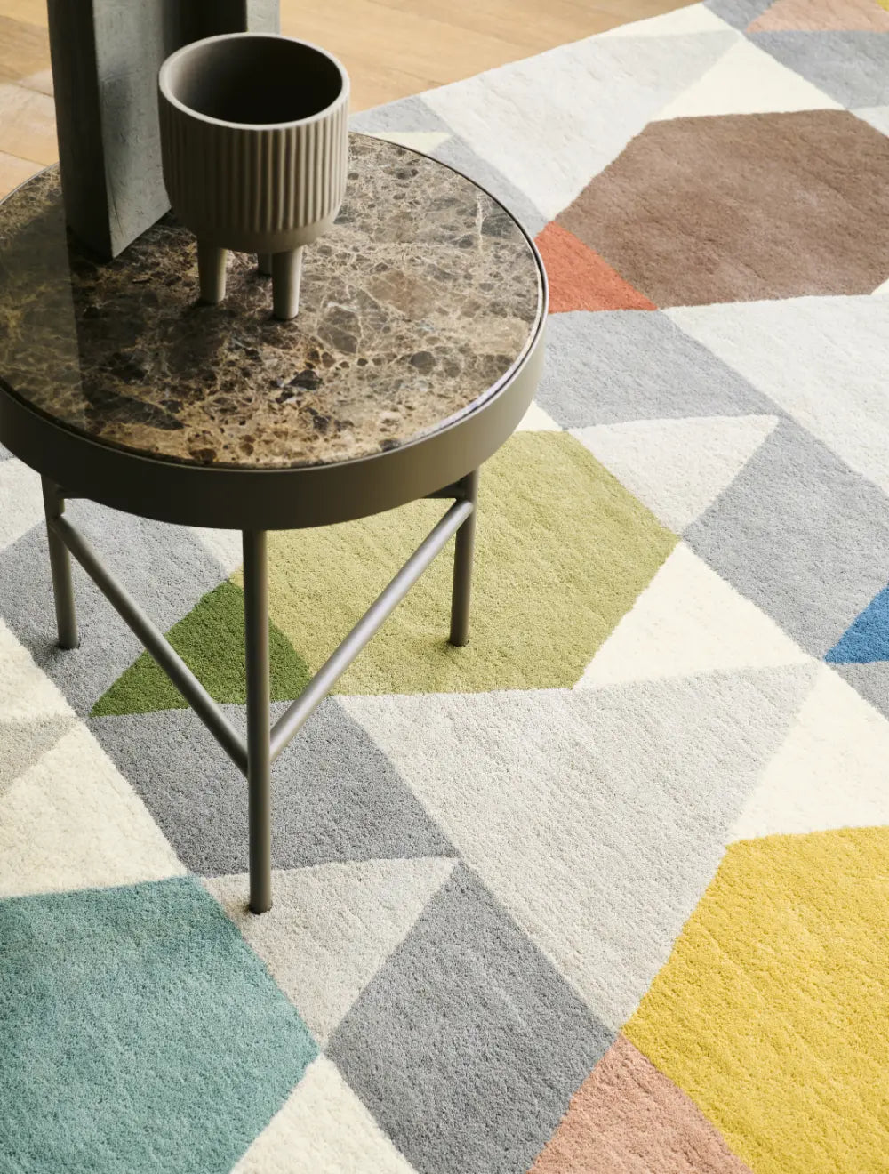 Estella Vases 089502 Rug