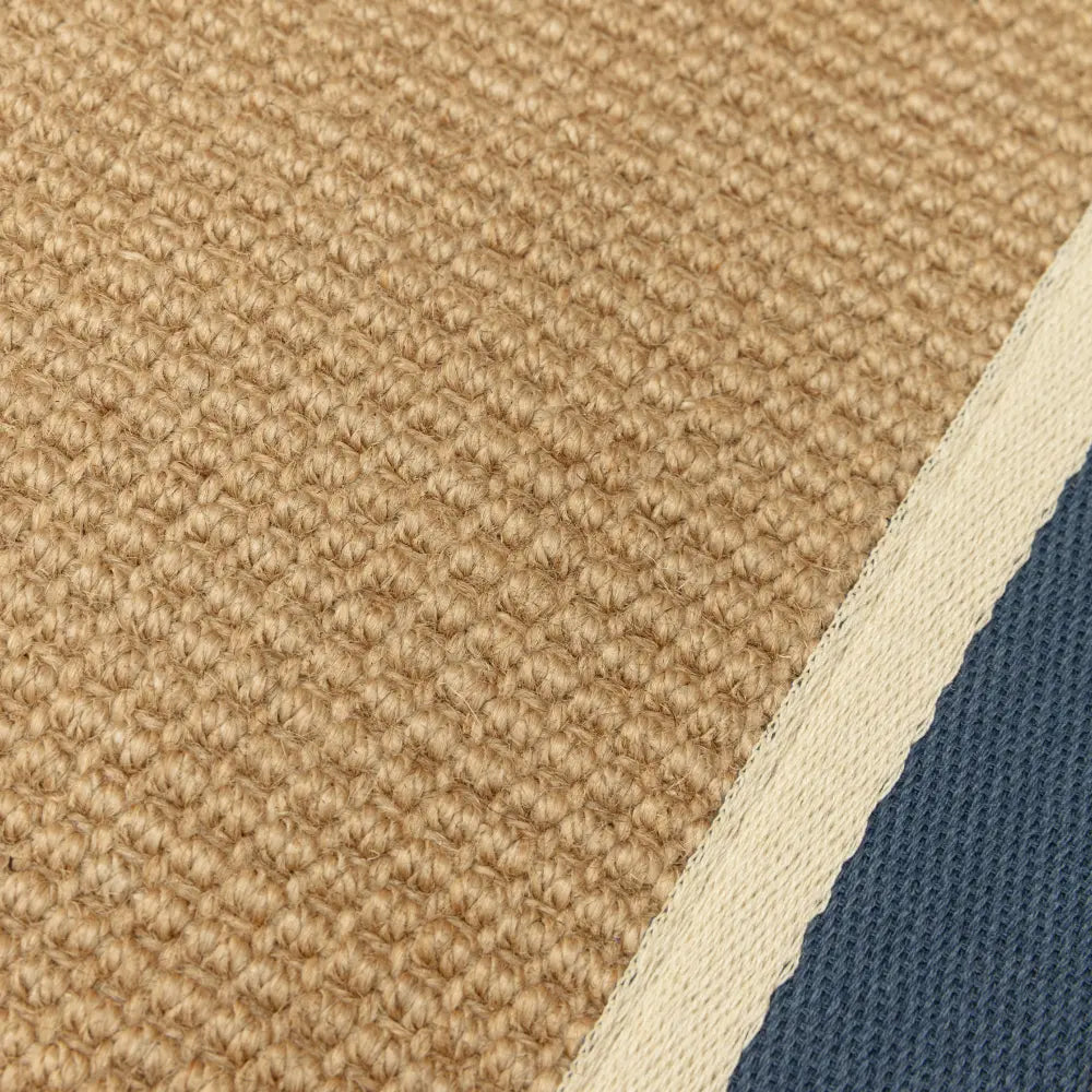 Bordo Boucle Blue Cream