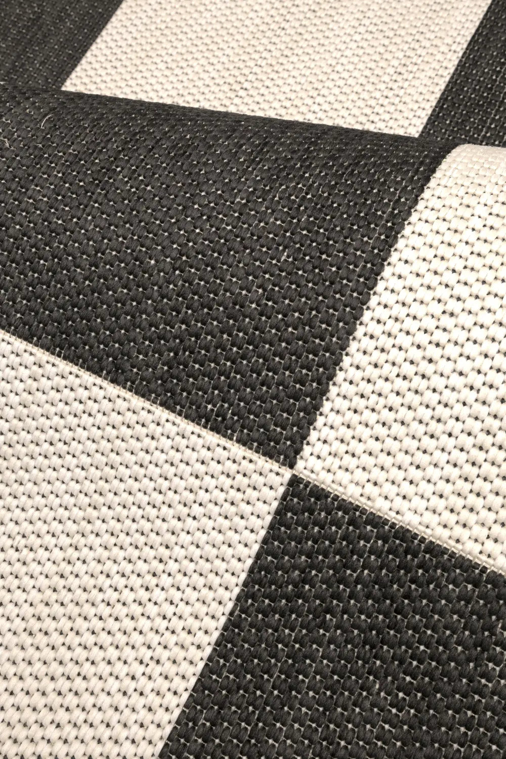 COUNTY CHEQUER BLACK RS