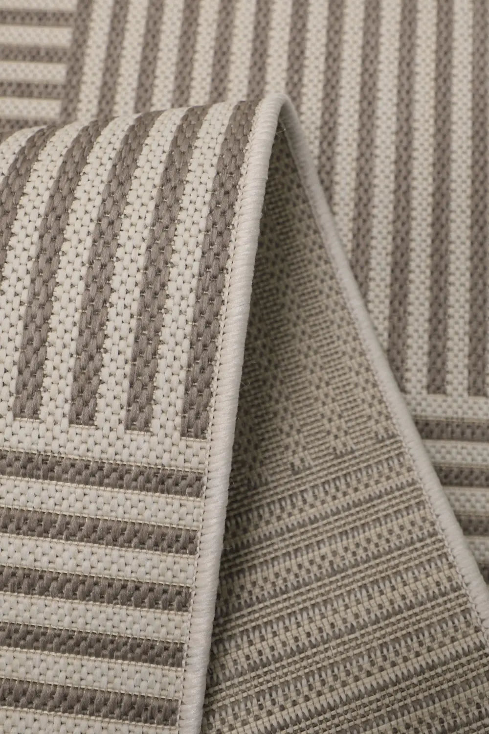 COUNTY MULTI STRIPE NATURAL RS