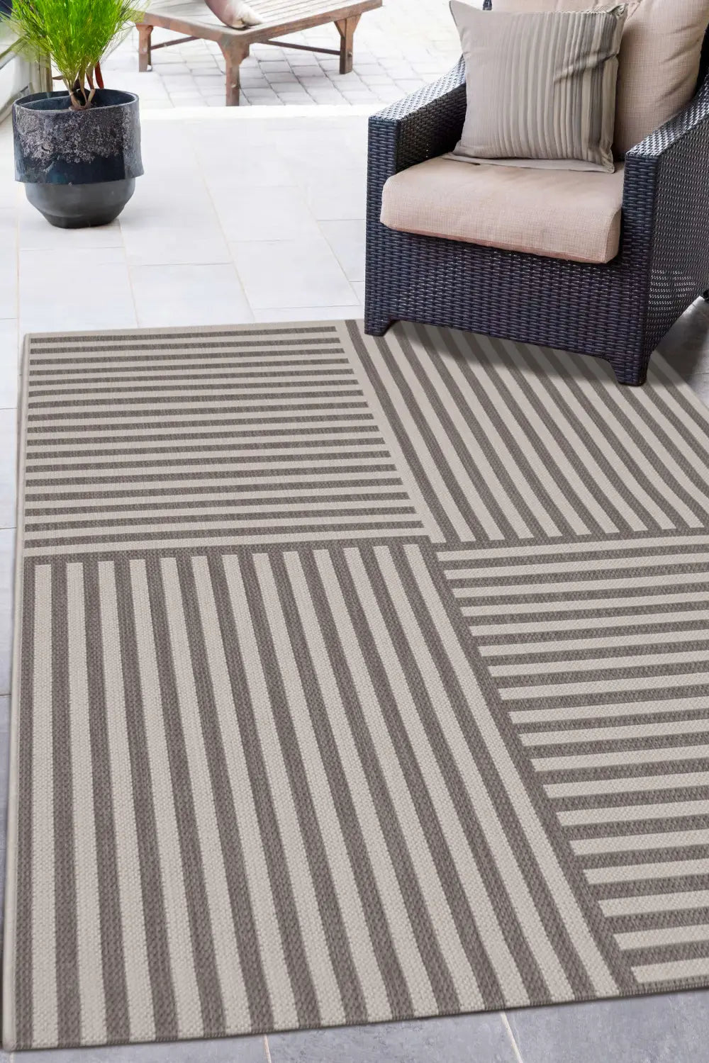 COUNTY MULTI STRIPE NATURAL RS