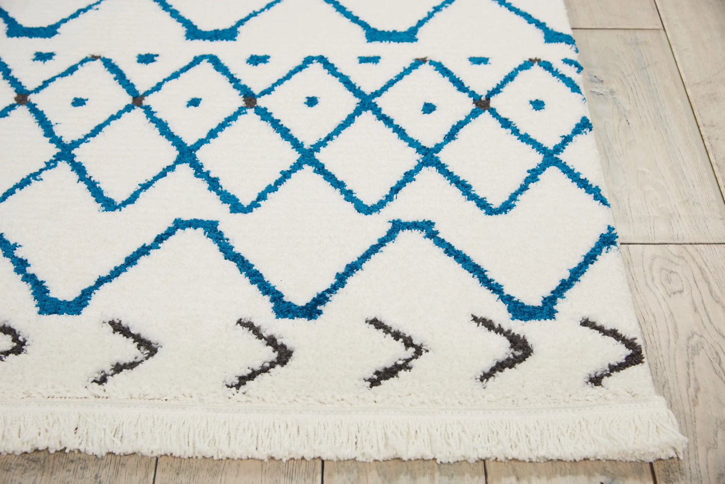 Kamala DS500 White Blue Rug RS