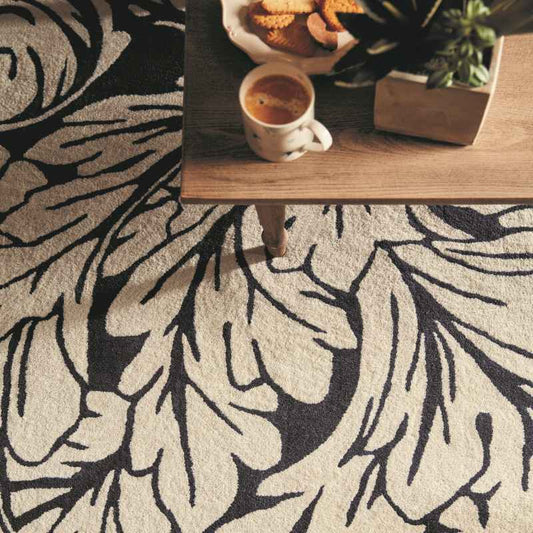 Heritage 2 Floral Rugs in Midnight Blue