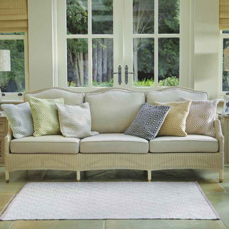 Hug Rug Reversible Woven Diamond Rugs in Pink