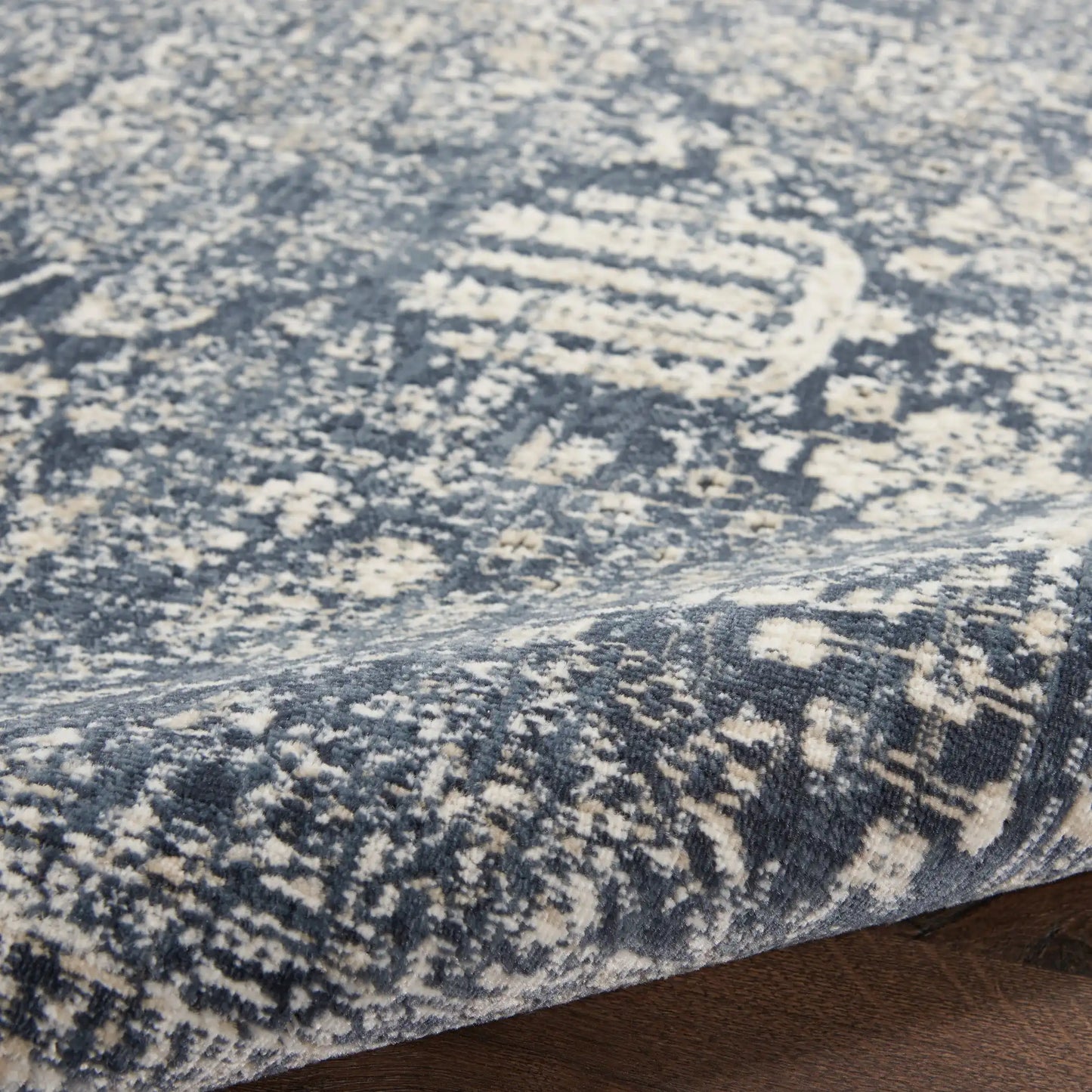 Malta MAI12 Navy Ivory Rug RS