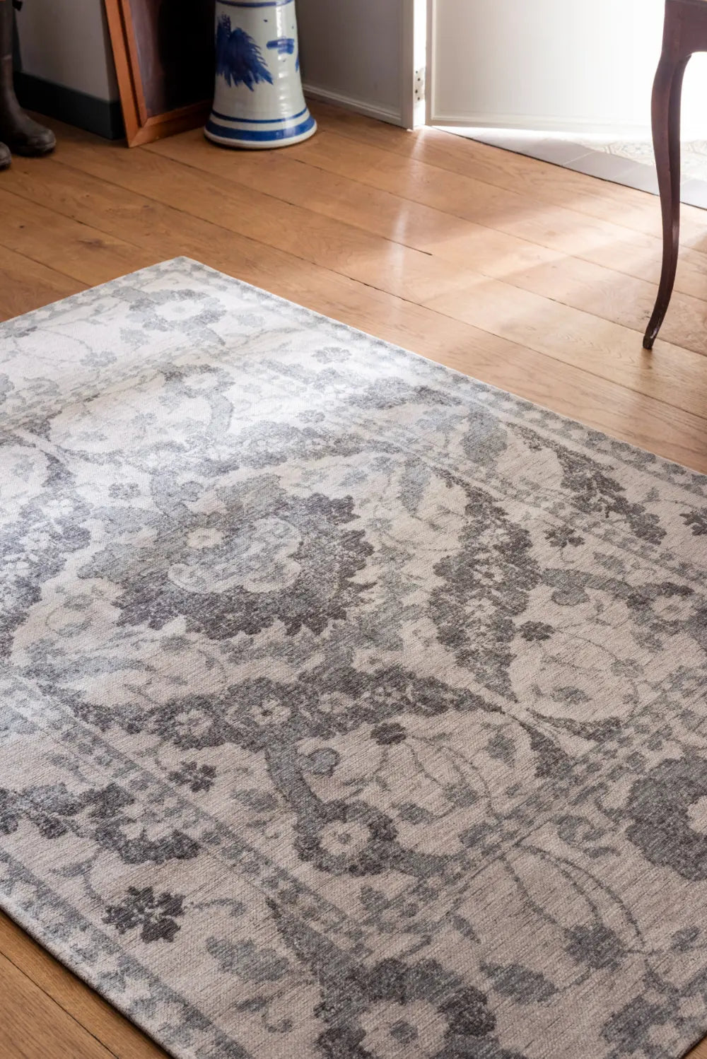 Newborough Laura Ashley Steel 081604 Rug