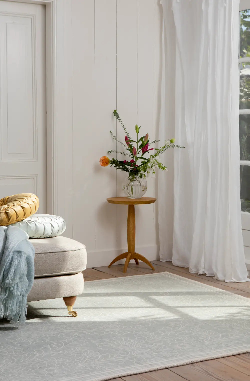 Silchester Laura Ashley Pale Sage 081107 Rug