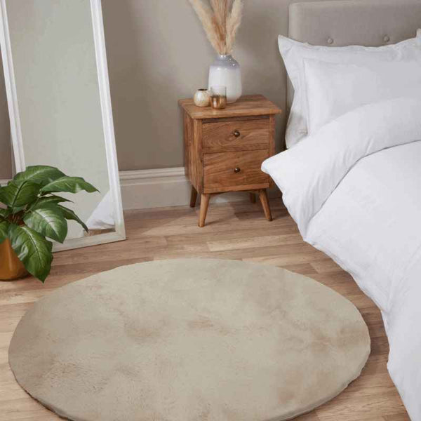 Luxe Faux Fur Modern Plain Circle Rug in Natural Beige – The Rug Seller