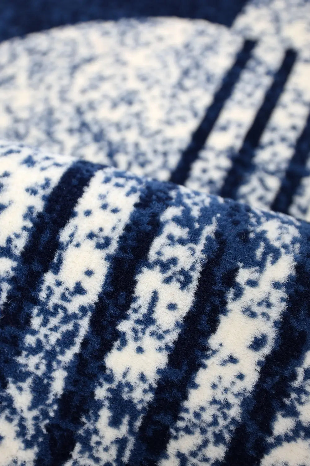 MAESTRO MODERN GEO NAVY RS