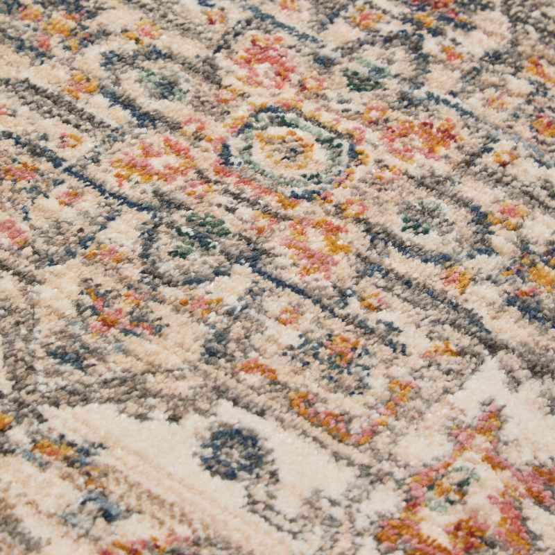 Nova Floyd Traditional Distressed Medallion Rugs in Cream White