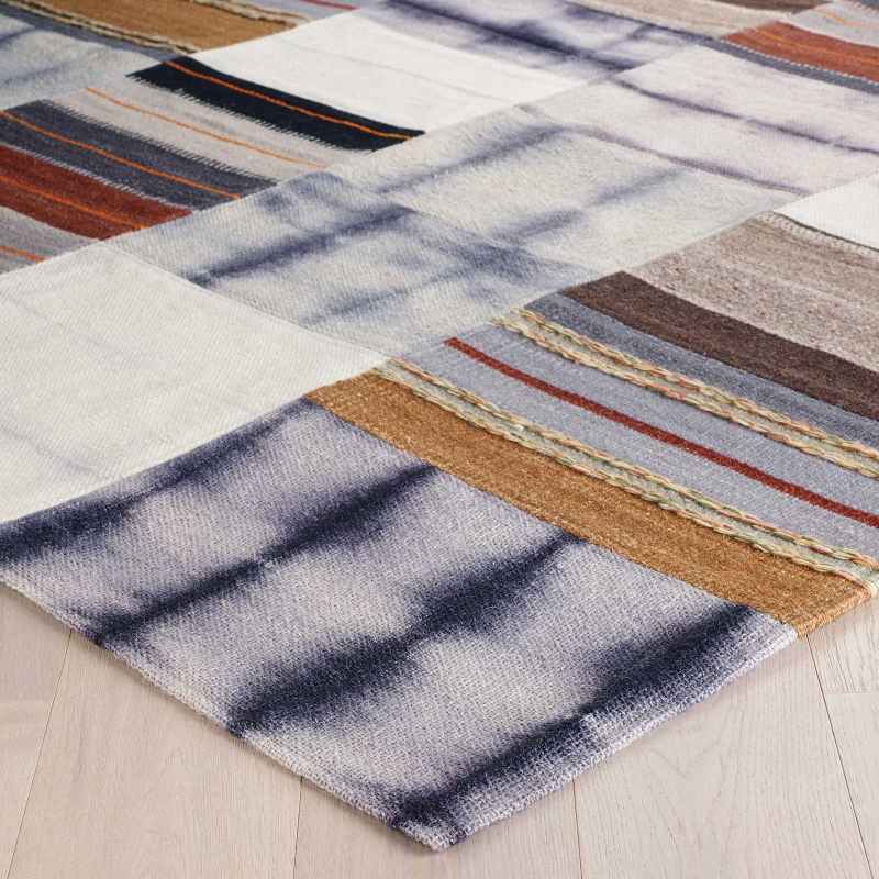 Navajo Rugs in Grey