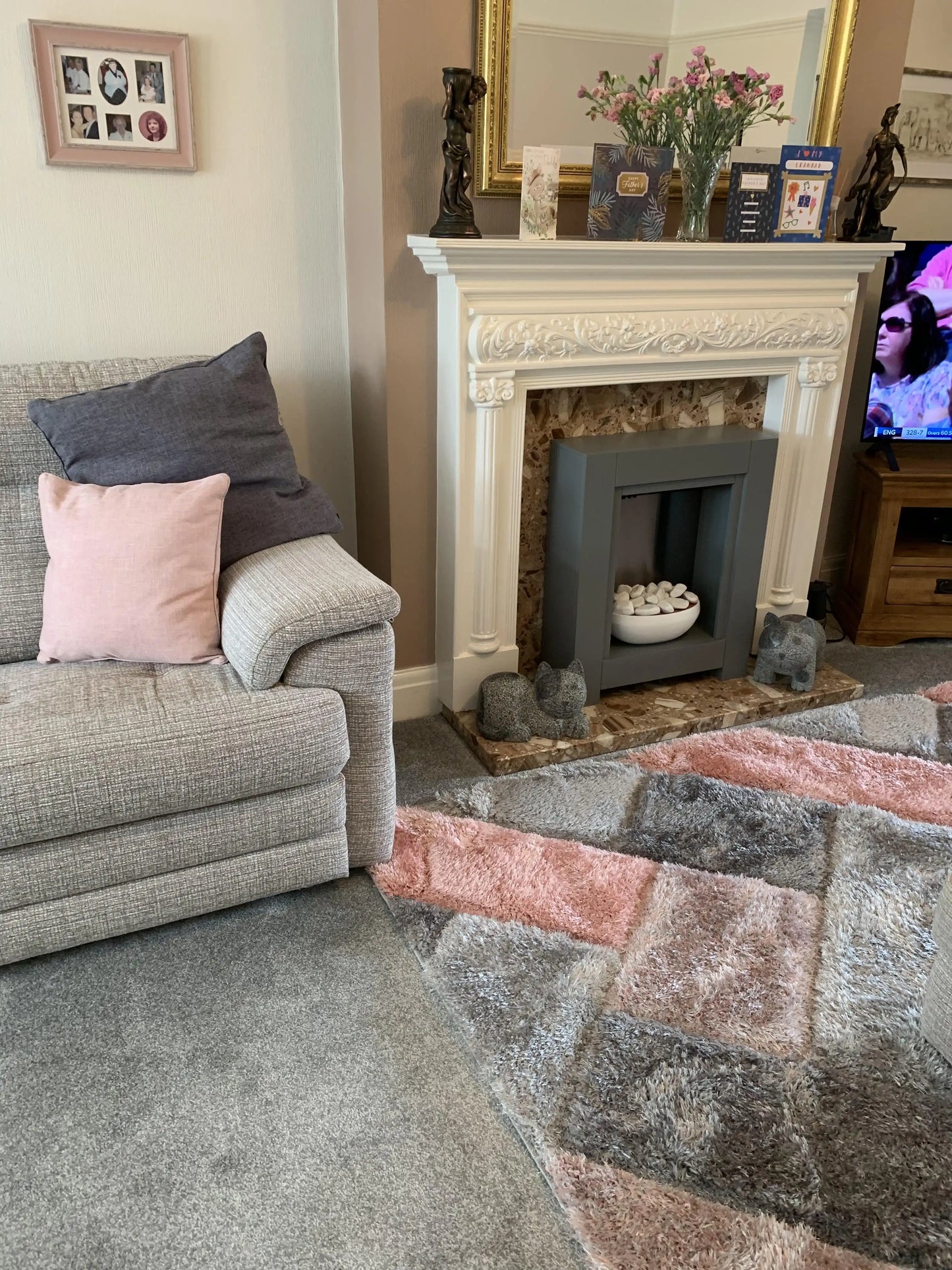 Olympia 2239 Grey Pink Rug RS