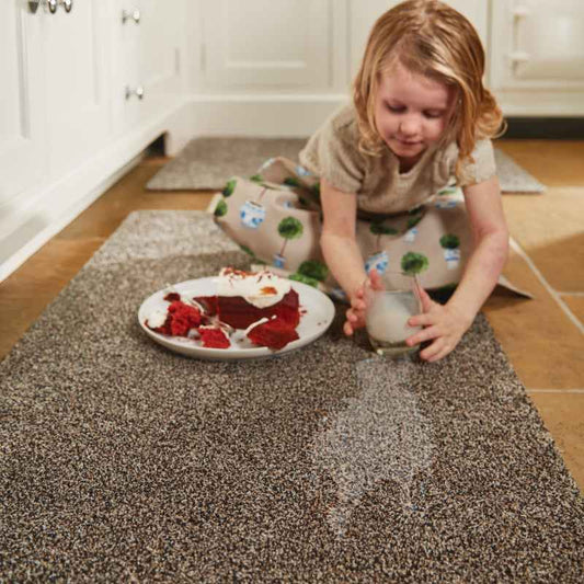 Plain Fleck Washable Hug Rug Doormat in Coffee